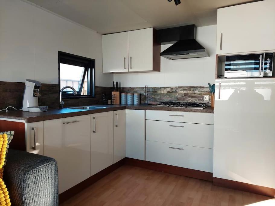 Stelle Maris, Nice Place In Heinkenszand, 2 Bedrooms, Outdoor Swimming Pool, Wifi Smart Tv And Privacy المظهر الخارجي الصورة